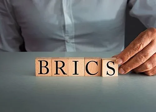Zimbabwe intensifies drive to join BRICS amid rising global influence