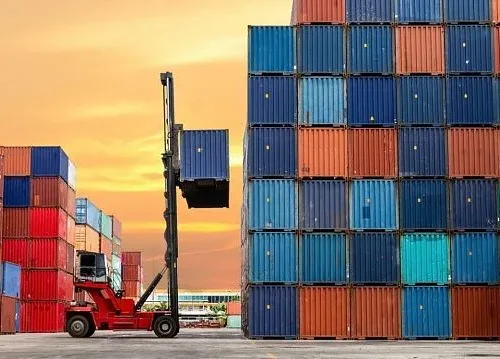Zimbabwe reports strong export growth amid shift toward export-led economy