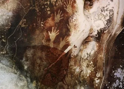 Archaeologists discover world’s oldest known cave art in Indonesia