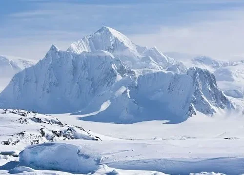 Scientists create first-ever genealogy of volcanoes beneath Antarctic ice