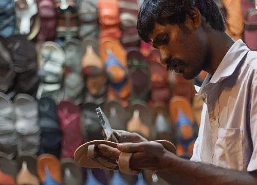 India intends to more than triple its exports of leather and footwear products over next five years