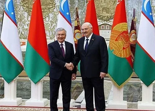 Lukashenko and Mirziyoyev sign declaration on strategic partnership between Belarus and Uzbekistan
