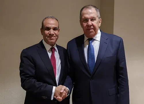 Egyptian and Russian foreign ministers discuss development of strategic partnership during ASEAN Ministerial Meeting