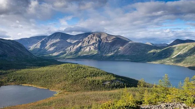 South African documentary filmmakers complete 70-day expedition from Murmansk to Magadan
