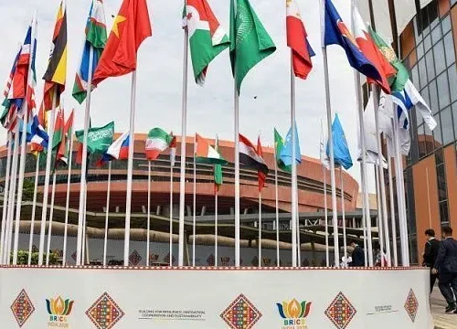 Indian Prime Minister Narendra Modi holds series of bilateral talks